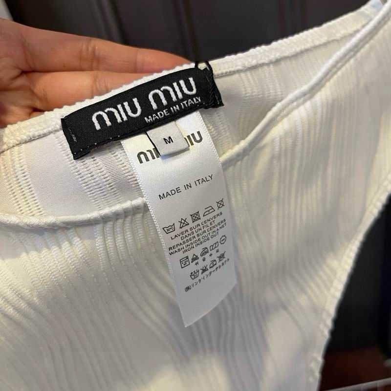 MiuMiu S-XL 20 (6)